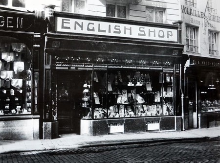 English Shop, Rue du Marché aux Herbes 15, Bruxelles, vue de la vitrine  (© Fondation CIVA Stichting/AAM, Brussels /Paul Hamesse)