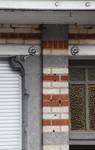 Rue des Coteaux 57-59, Schaerbeek, détail du rez-de-chaussée (© APEB, photo 2016).